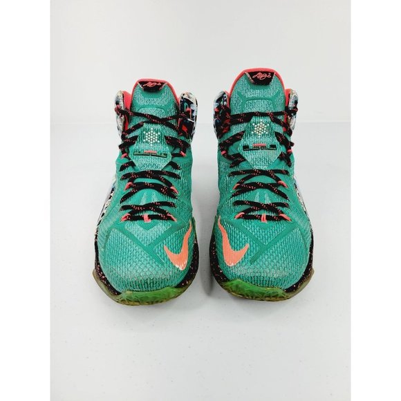 Nike LeBron XII Christmas Basketball Shoes main image 6